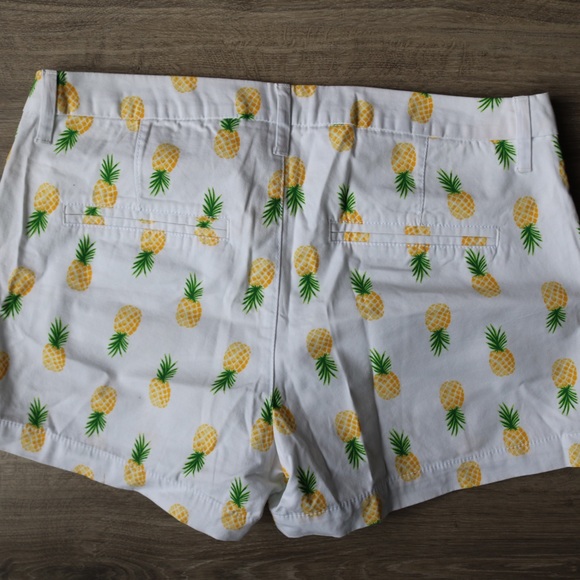 Old Navy Pineapple Shorts - Picture 6 of 6